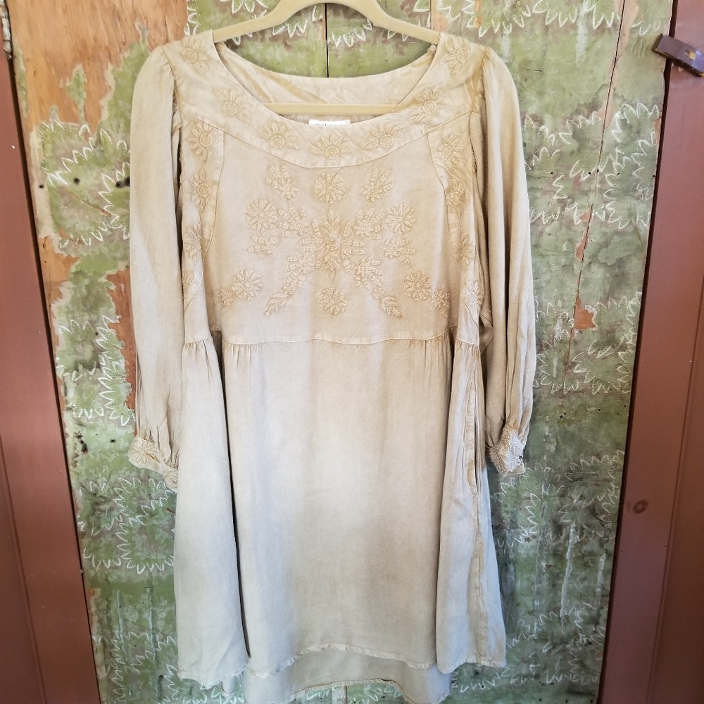 Solitaire embroidered hi lo baby doll dress boho prairie western like new!